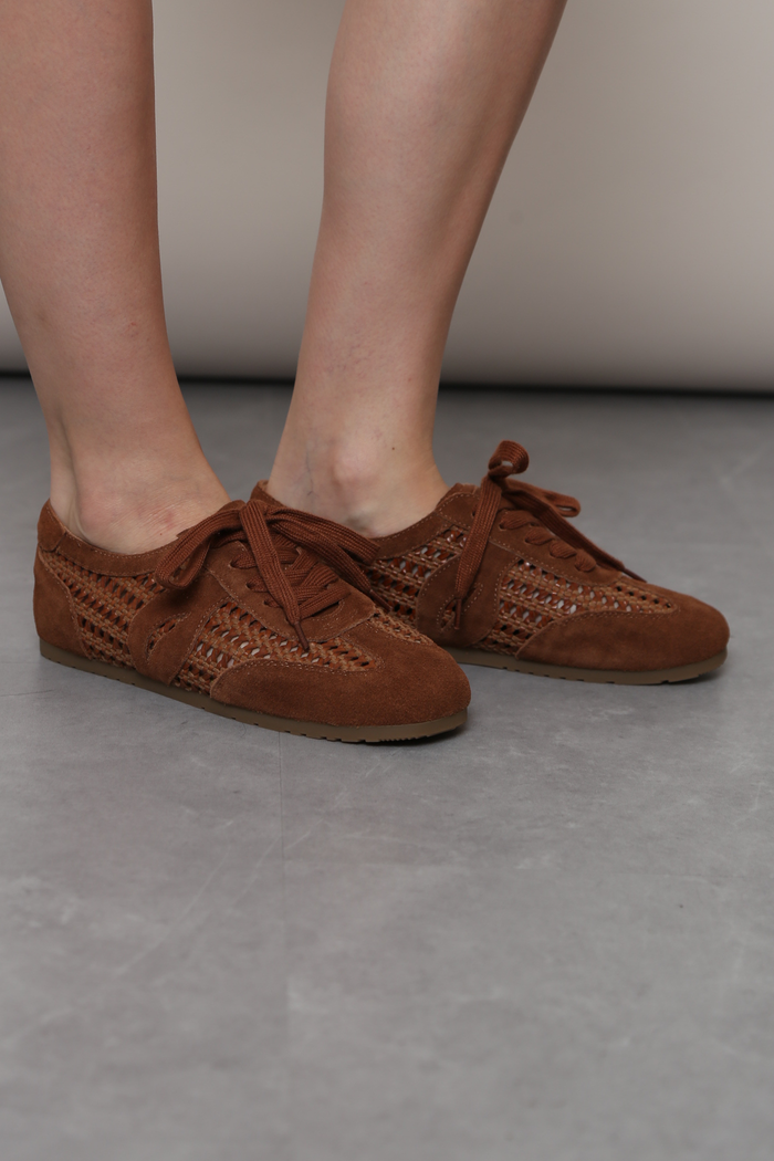 Dreamweaver Leather Sneakers Brown