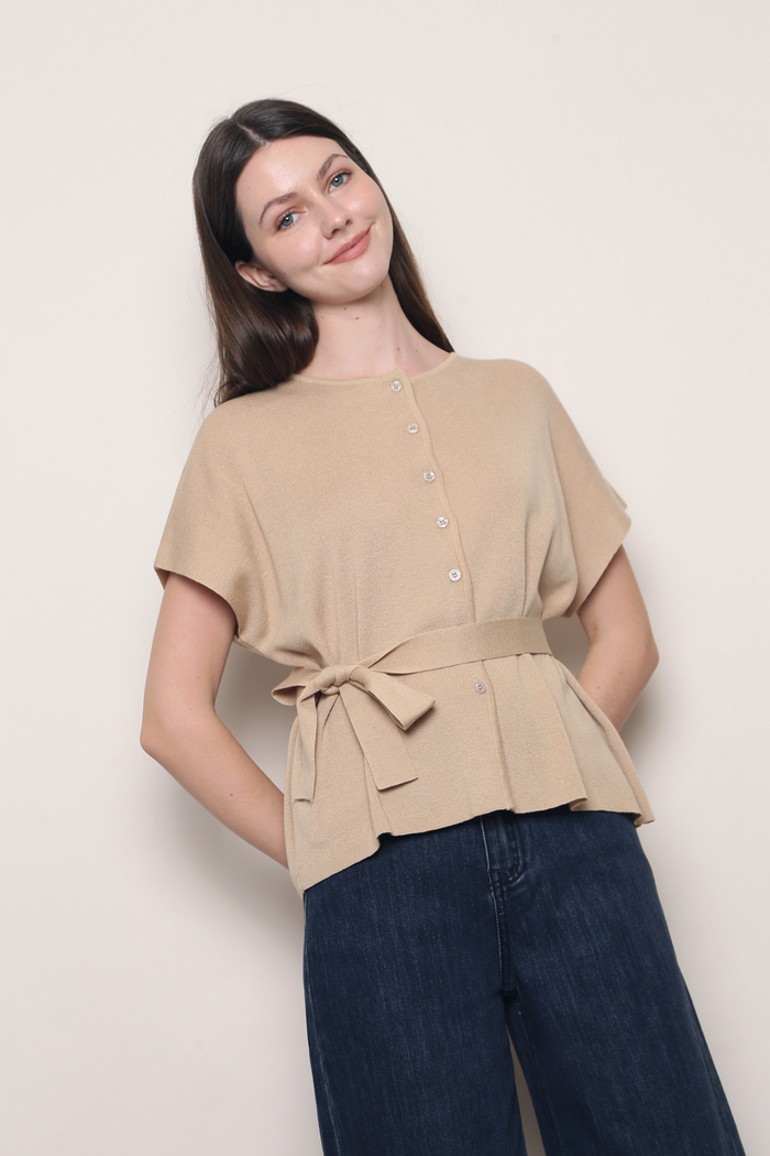 Manhattan Button Down Knit Blouse Soft Caramel