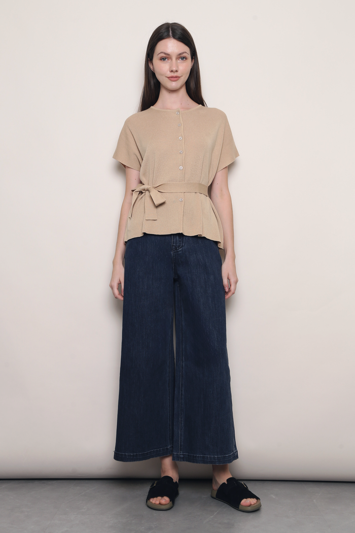 Manhattan Button Down Knit Blouse Soft Caramel
