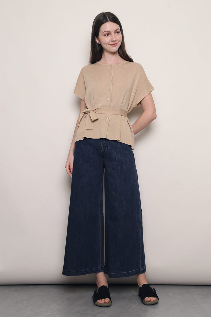 Manhattan Button Down Knit Blouse Soft Caramel
