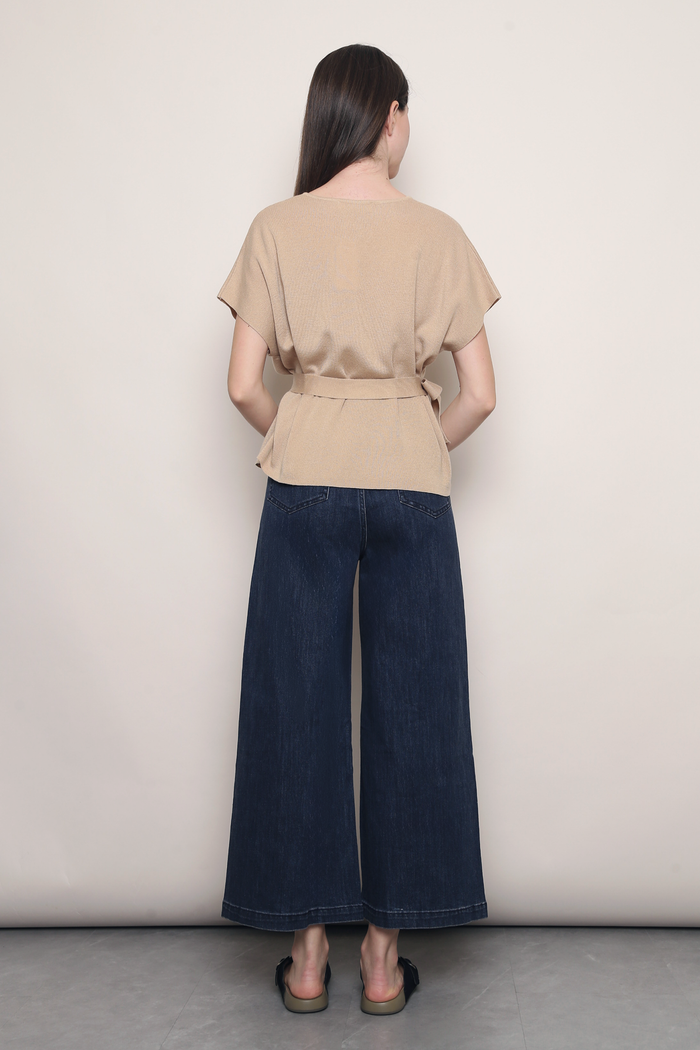 Manhattan Button Down Knit Blouse Soft Caramel