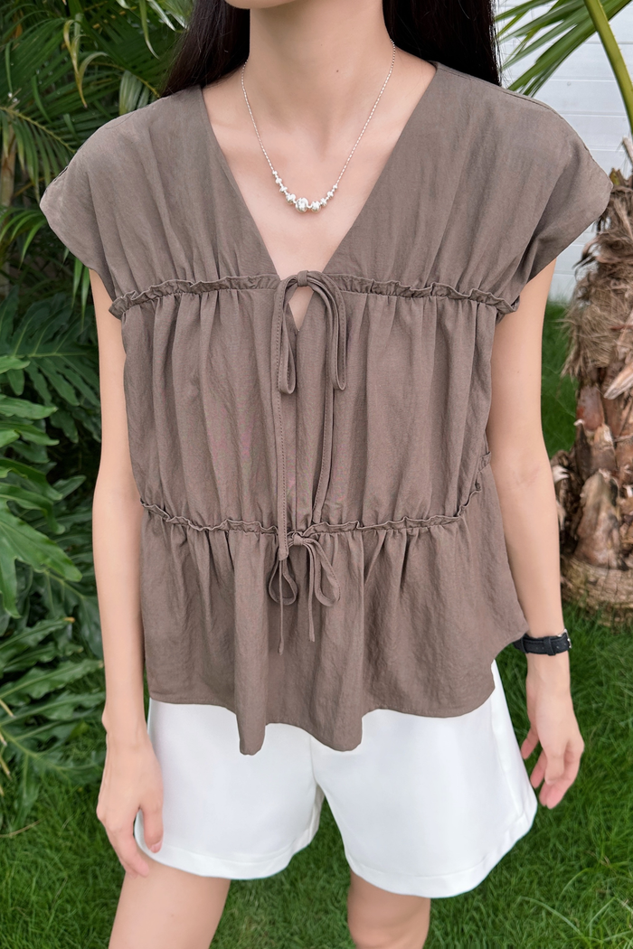 Souffle Ruffles Blouse Brown (Restock)